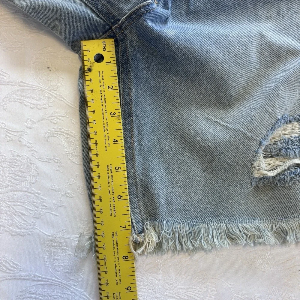 Wild Fable Shorts Womens 4‎ High Rise Distressed Denim Easy Rigid 8 Inch Inseam